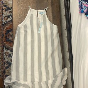 NWT she and sky dress size small